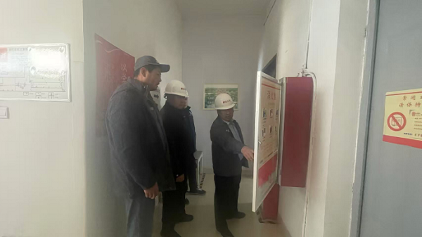 繃緊安全之弦——額鹽公司開展清明節(jié)前安全生產(chǎn)專項檢查